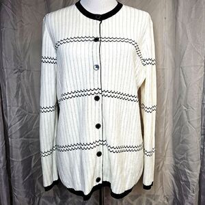 Bella Colori Creamy White Black Scallop Pattern Button Front Cardigan Sweater